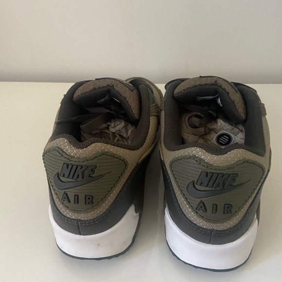 Nike Air Max 90 Olive Sequoia Men’s Shoe Size 9 DM0029-200 VNDS - Picture 3 of 5
